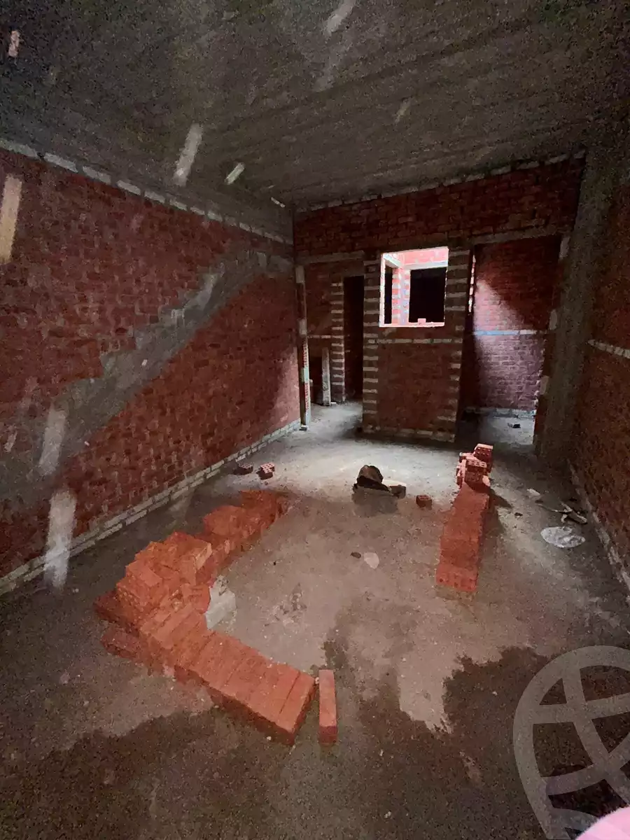 https://aqarmap.com.eg/en/listing/6364960-for-sale-monufia-shibin-el-kom-shr-ljl-lbhry