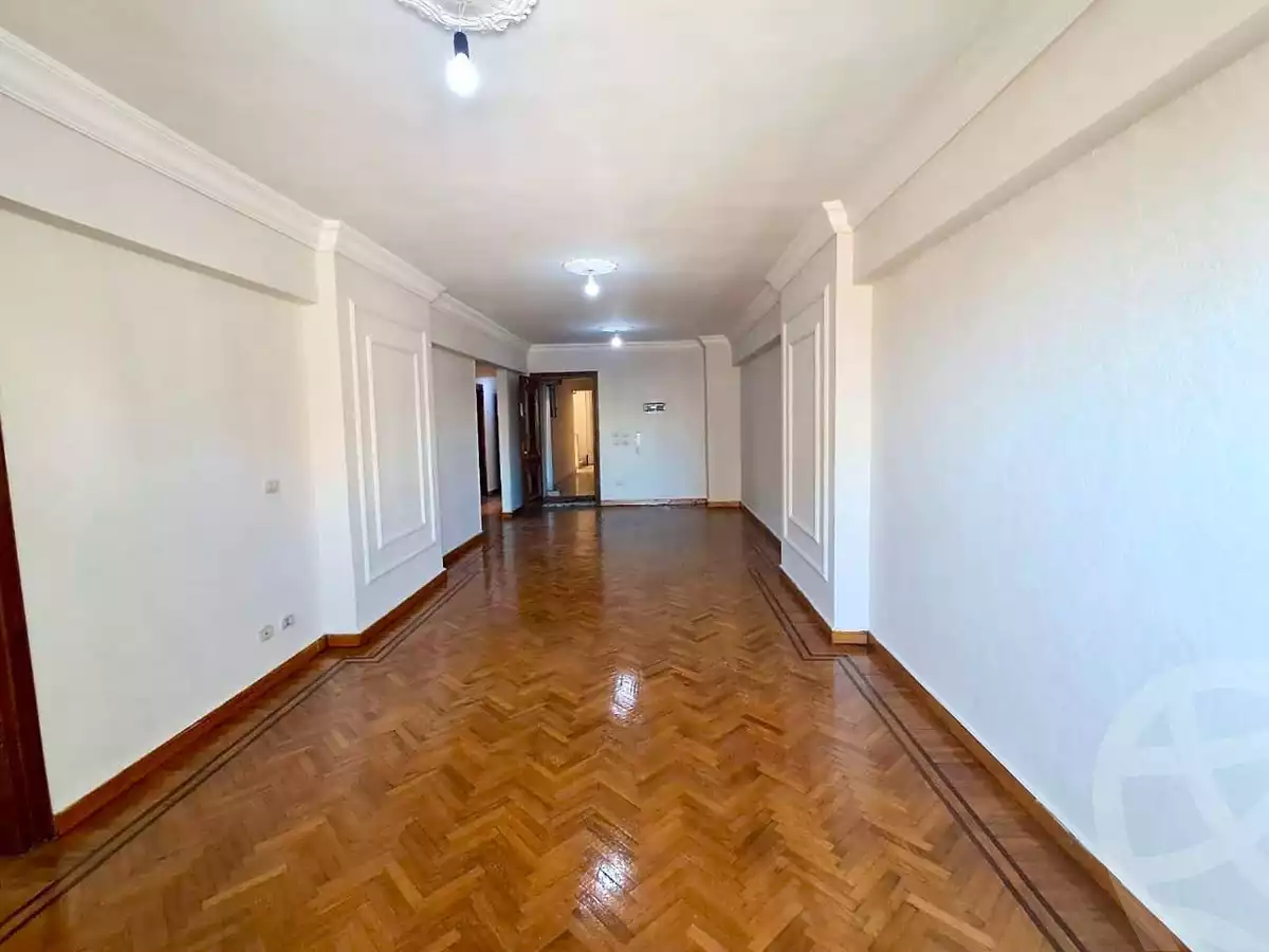 https://aqarmap.com.eg/ar/listing/6365349-for-sale-alexandria-ganaklis