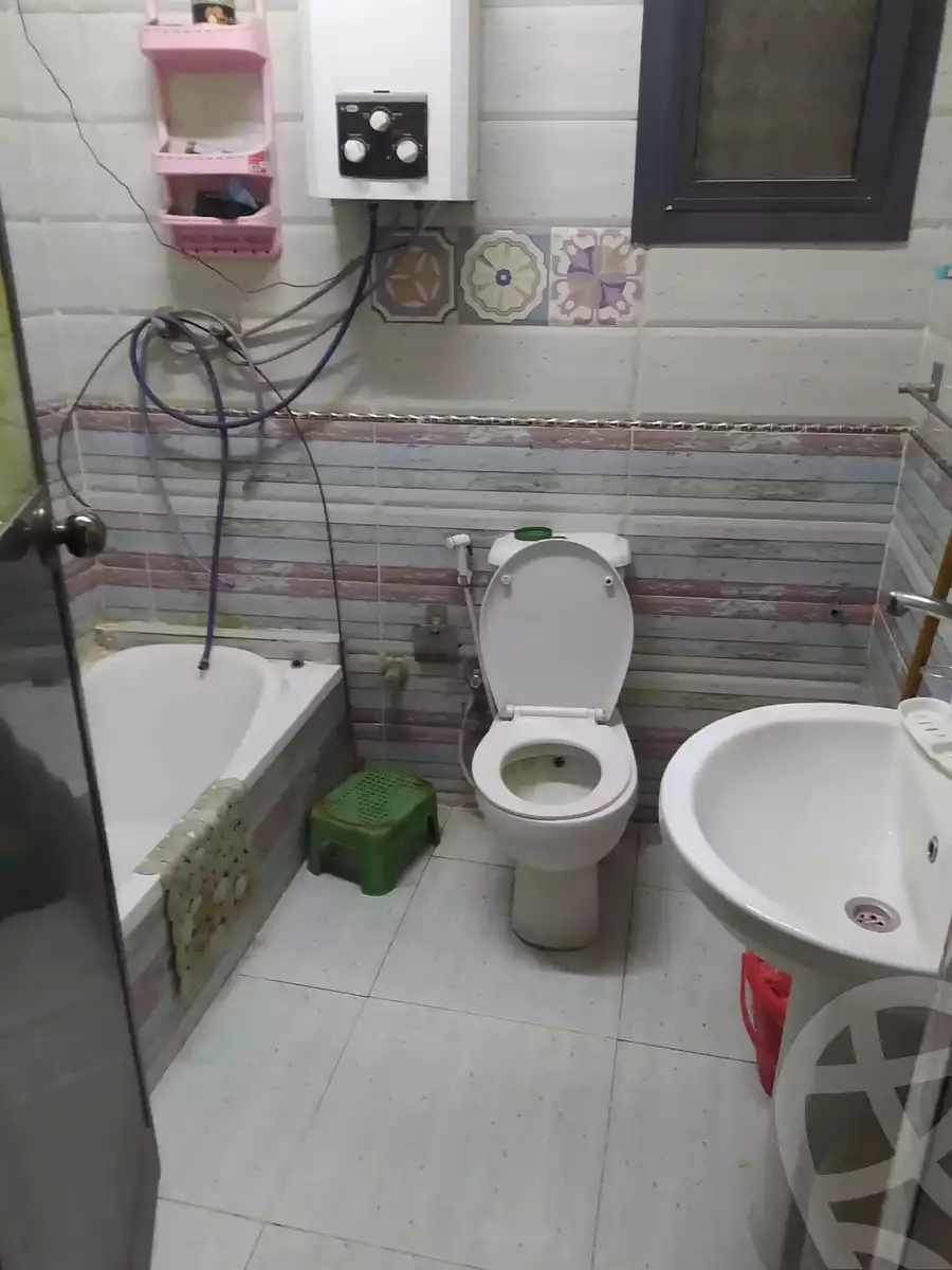 https://aqarmap.com.eg/ar/listing/6366945-for-sale-qalyubia-shubra-el-khaima-el-shareaa-el-gadid-st