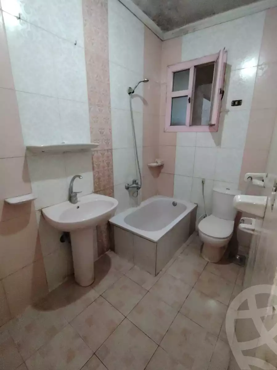 https://aqarmap.com.eg/en/listing/6368118-for-rent-cairo-el-haram-shareaa-khatem-el-morsalen