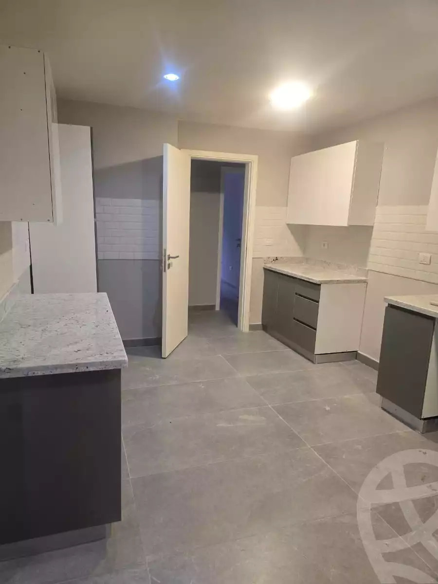 https://aqarmap.com.eg/ar/listing/6368989-for-rent-cairo-el-sheikh-zayed-city-compounds-kmbwnd-fyldj-wyst-dr-llttwyr