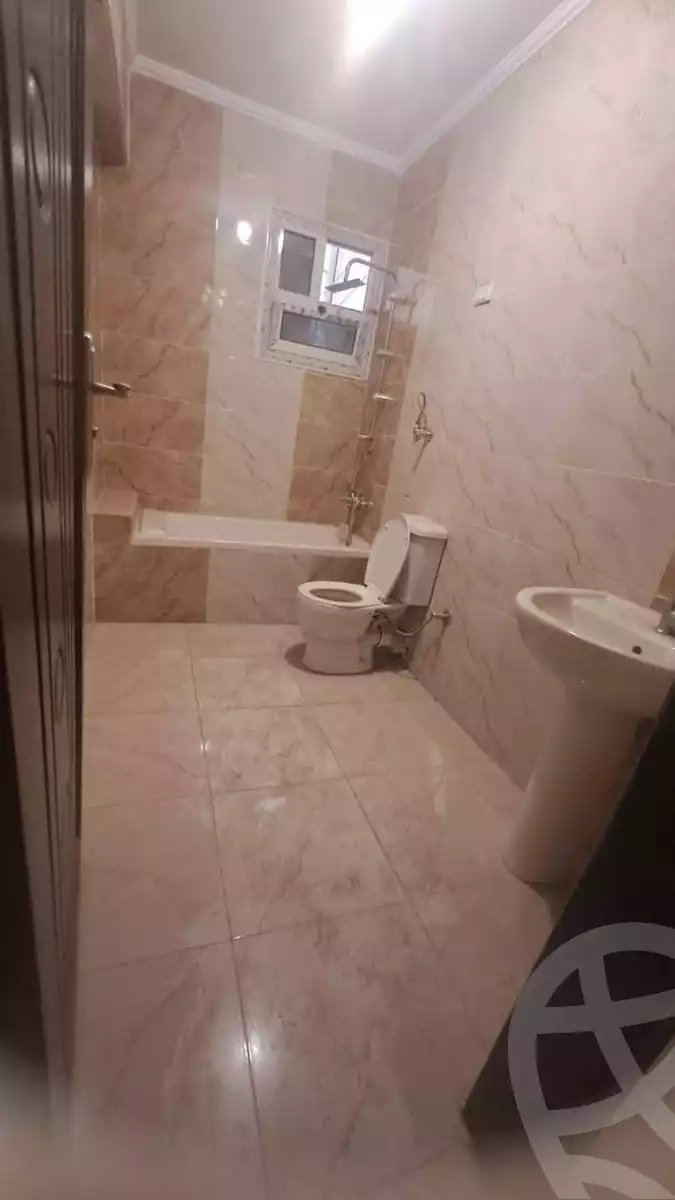 https://aqarmap.com.eg/en/listing/6370314-for-rent-cairo-helwan-helwan-el-sharkeya-abd-el-rahman-pasha-st