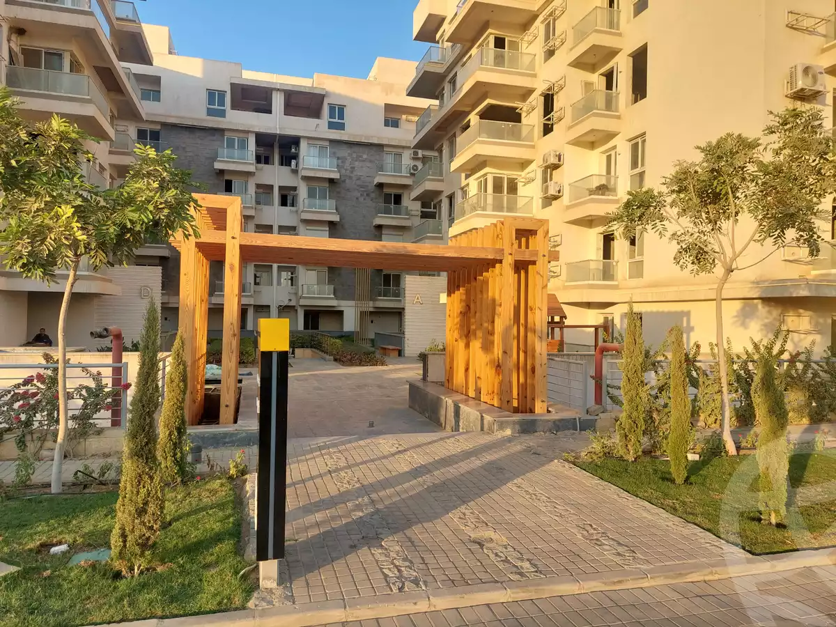 https://aqarmap.com.eg/ar/listing/6372256-for-rent-cairo-new-cairo-compounds-mwntn-fyw-y-syty-club-park-mountain-view-icity