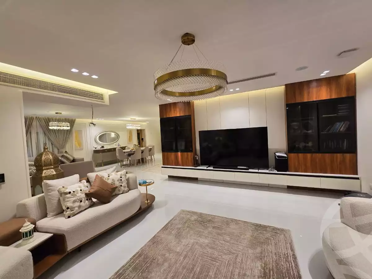 https://aqarmap.com.eg/en/listing/6374109-for-sale-cairo-new-cairo-madinaty-lmntq-lwl-fylt-talaat-mostafa-rd