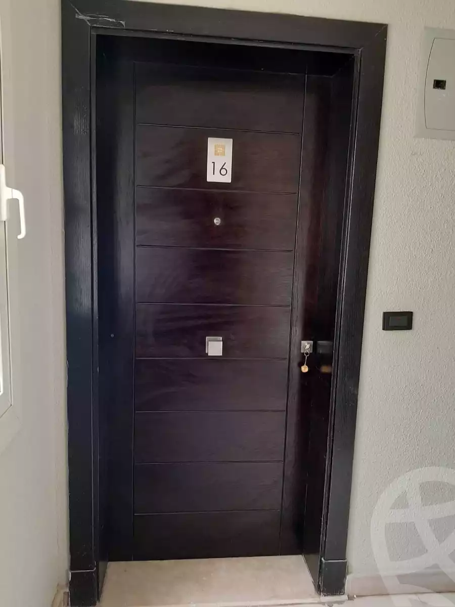 https://aqarmap.com.eg/en/listing/6374954-for-sale-cairo-el-sheikh-zayed-city-compounds-dh-drys