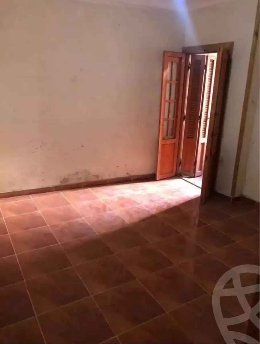 https://aqarmap.com.eg/en/listing/6375640-for-sale-alexandria-ganaklis
