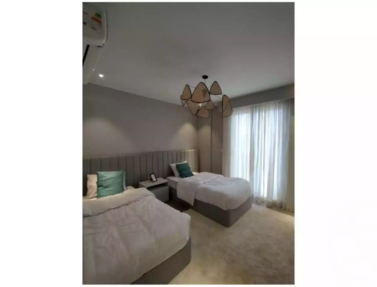 https://aqarmap.com.eg/ar/listing/6376271-for-sale-cairo-el-sheikh-zayed-city-compounds-kmbwnd-fyldj-wyst-dr-llttwyr