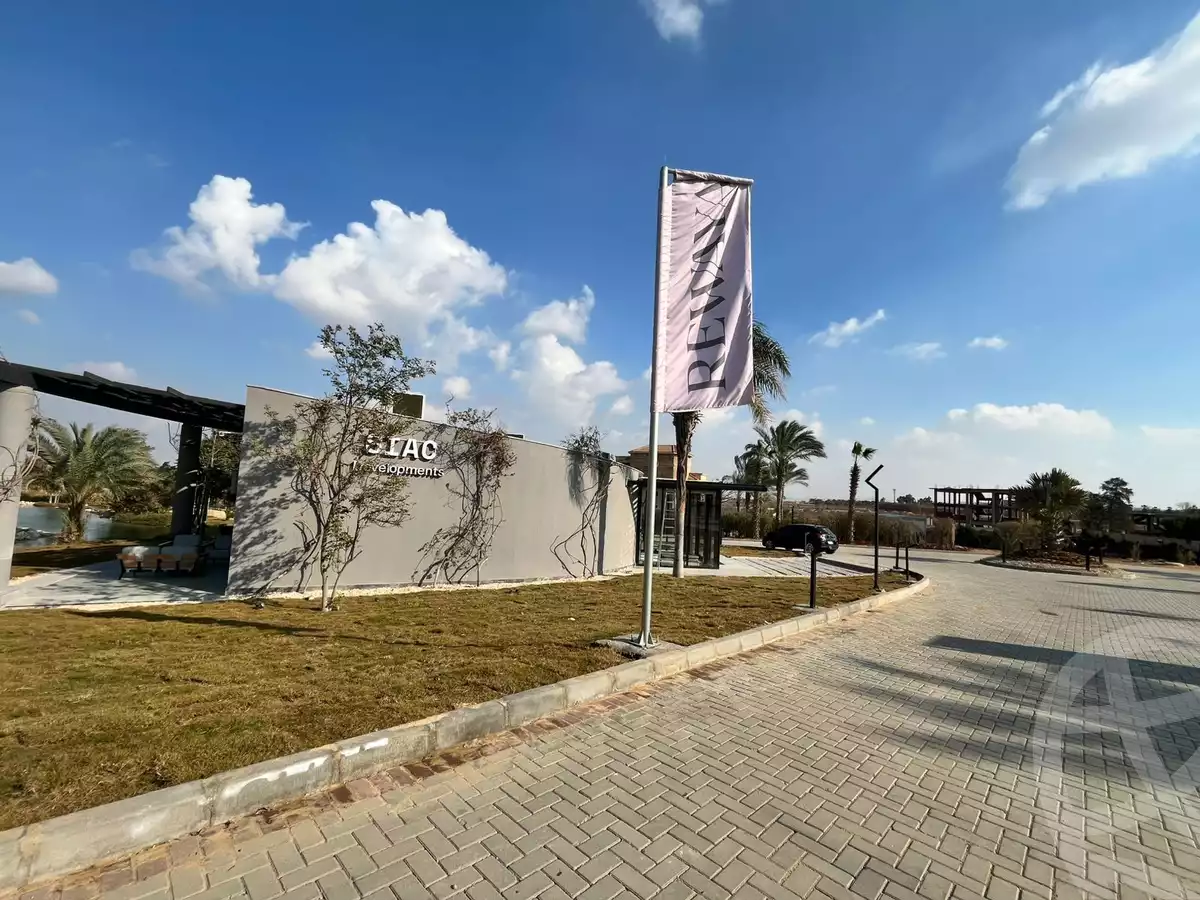 https://aqarmap.com.eg/en/listing/6376377-for-sale-cairo-el-sheikh-zayed-city-compounds-rewaya-compound-siac