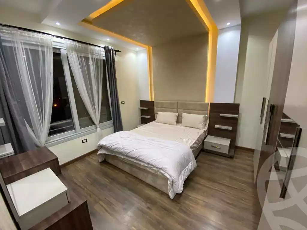 https://aqarmap.com.eg/ar/listing/6376534-for-sale-cairo-new-cairo-compounds-kmbwnd-fyldj-jyt-blm-hylz