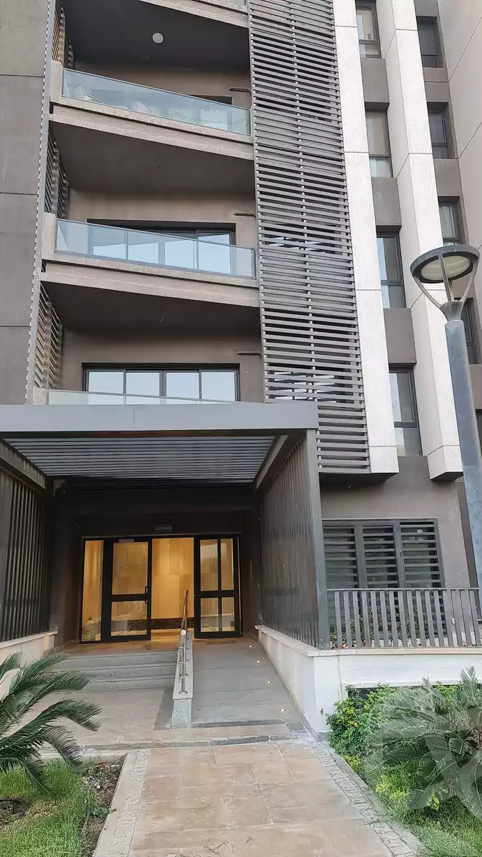 https://aqarmap.com.eg/ar/listing/6376778-for-sale-cairo-new-cairo-madinaty-bryfdw