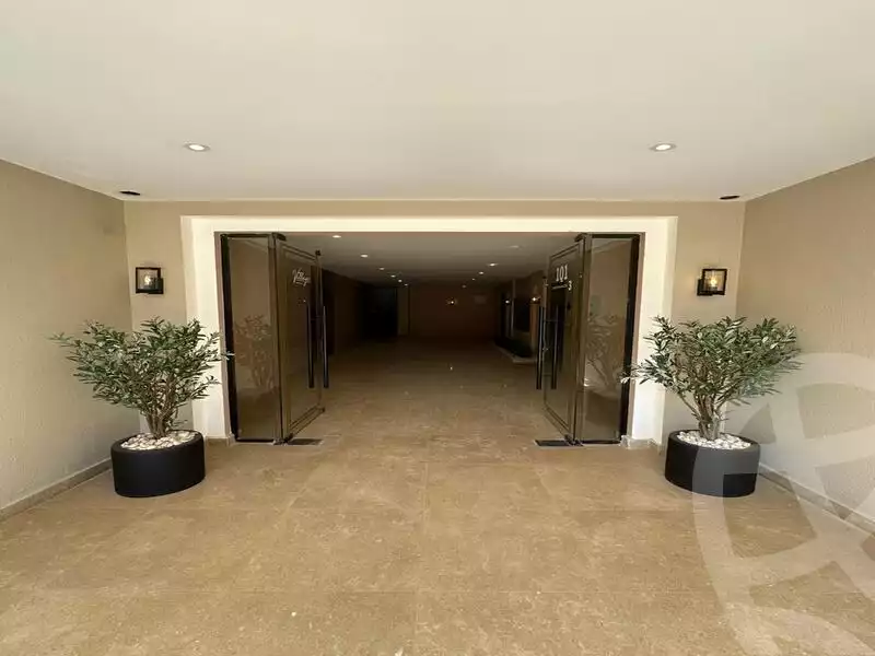 https://aqarmap.com.eg/ar/listing/6376863-for-rent-cairo-el-sheikh-zayed-city-compounds-kmbwnd-fyldj-wyst-dr-llttwyr