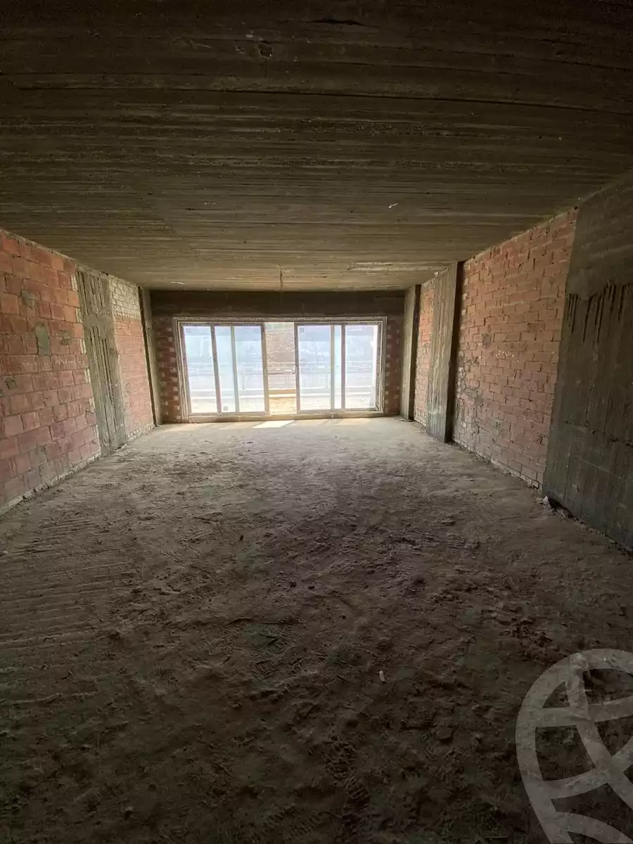 https://aqarmap.com.eg/ar/listing/6376897-for-sale-cairo-new-cairo-compounds-mwntn-fyw-y-syty-club-park-mountain-view-icity