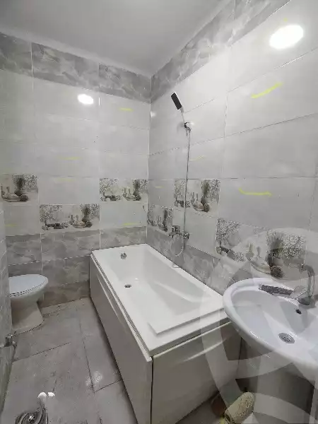 https://aqarmap.com.eg/ar/listing/6378250-for-sale-qalyubia-shubra-el-khaima-shubra-el-khaima-city
