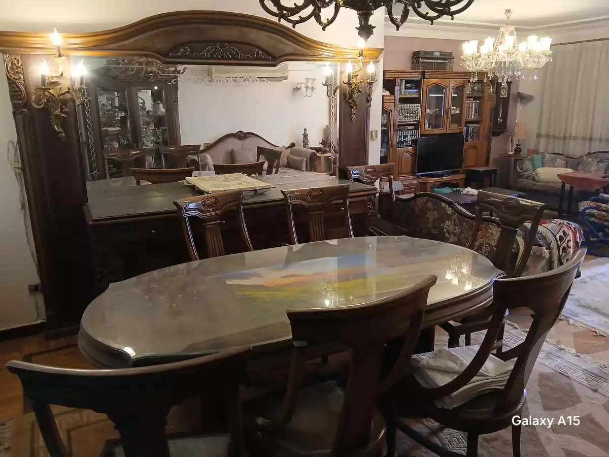 https://aqarmap.com.eg/en/listing/6306422-for-sale-cairo-shoubra-corniche-el-nile-st