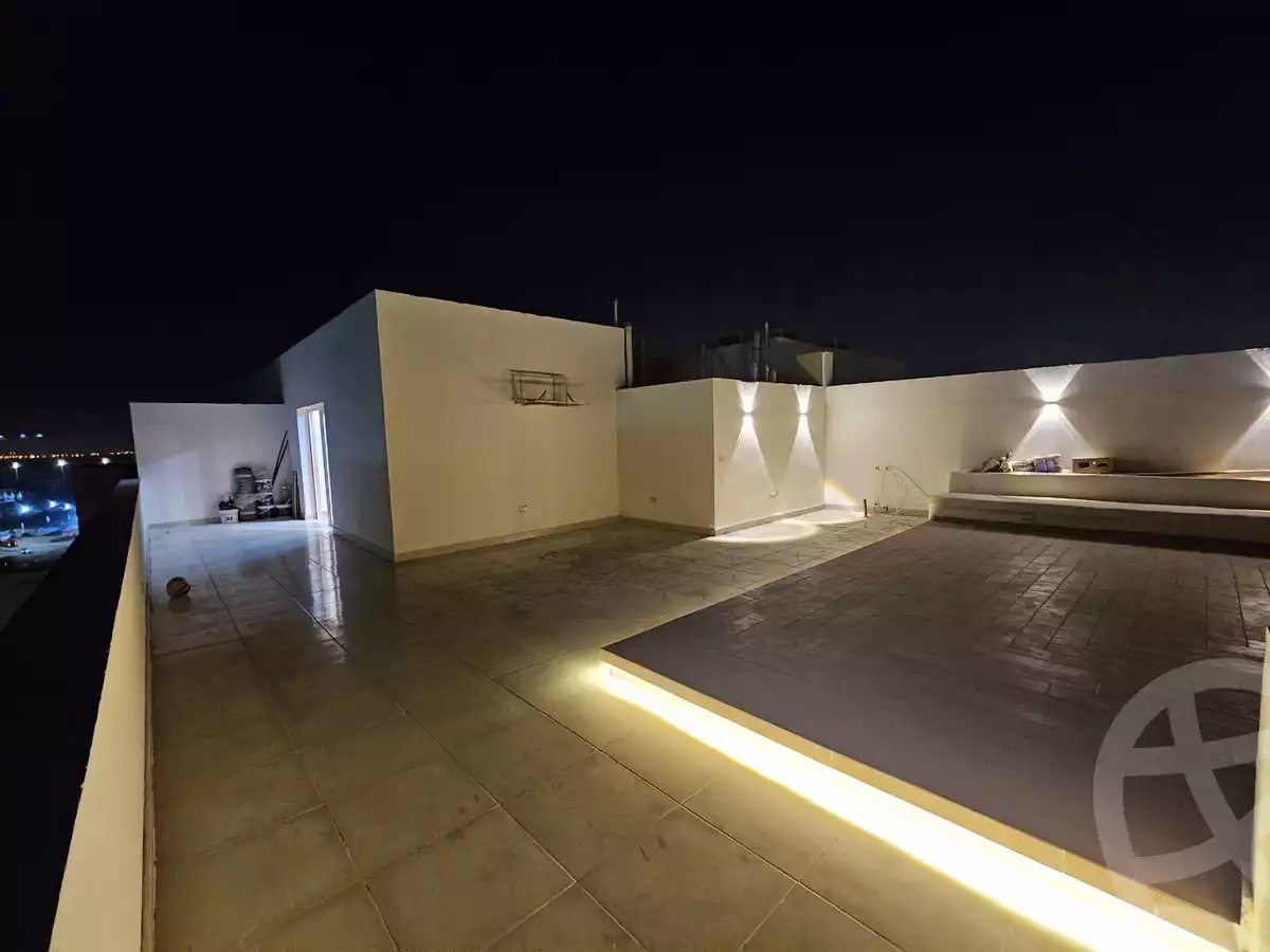 https://aqarmap.com.eg/ar/listing/6379369-for-rent-cairo-new-cairo-compounds-mwntn-fyw-y-syty-club-park-mountain-view-icity