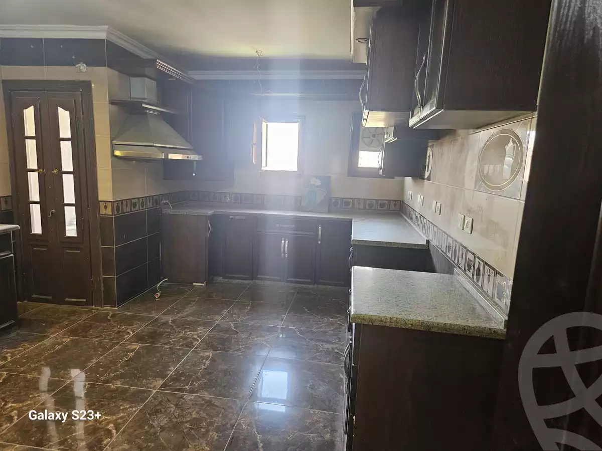 https://aqarmap.com.eg/en/listing/6380460-for-rent-cairo-el-sheikh-zayed-city-compounds-beverly-hills