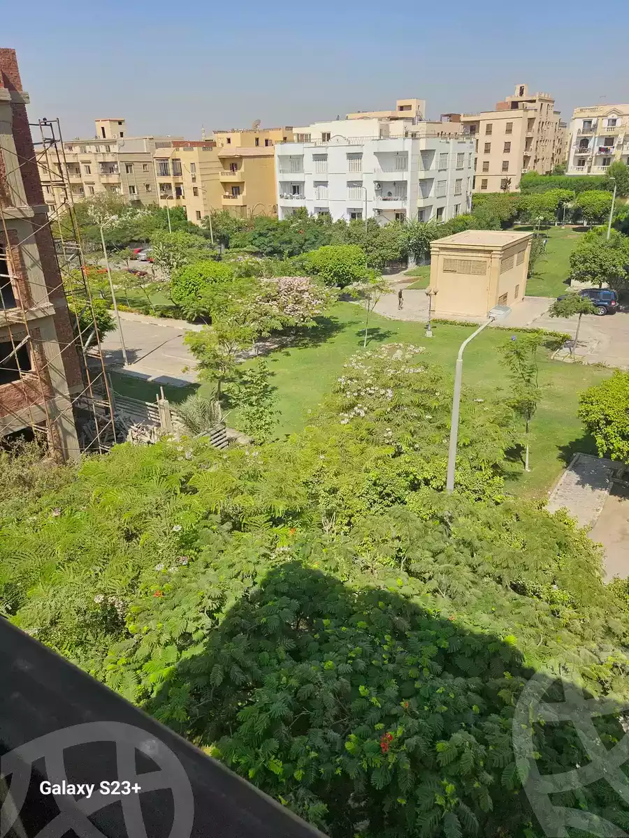 https://aqarmap.com.eg/en/listing/6380460-for-rent-cairo-el-sheikh-zayed-city-compounds-beverly-hills
