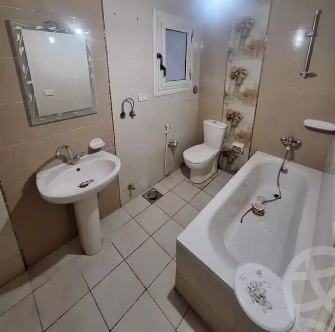 https://aqarmap.com.eg/ar/listing/6380691-for-rent-alexandria-smouha-mohammed-fawzi-moaz-st