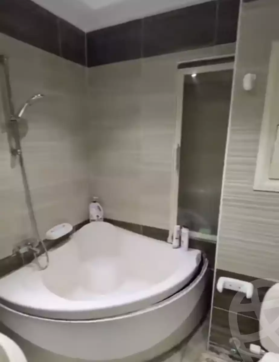 https://aqarmap.com.eg/en/listing/6382708-for-sale-cairo-ain-shams-mnshy-lthryr