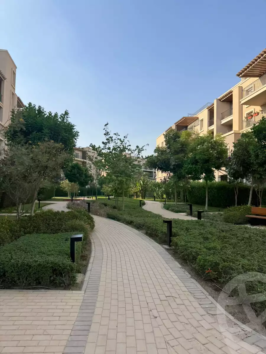 https://aqarmap.com.eg/ar/listing/6382742-for-sale-cairo-6th-of-october-compounds-october-plaza