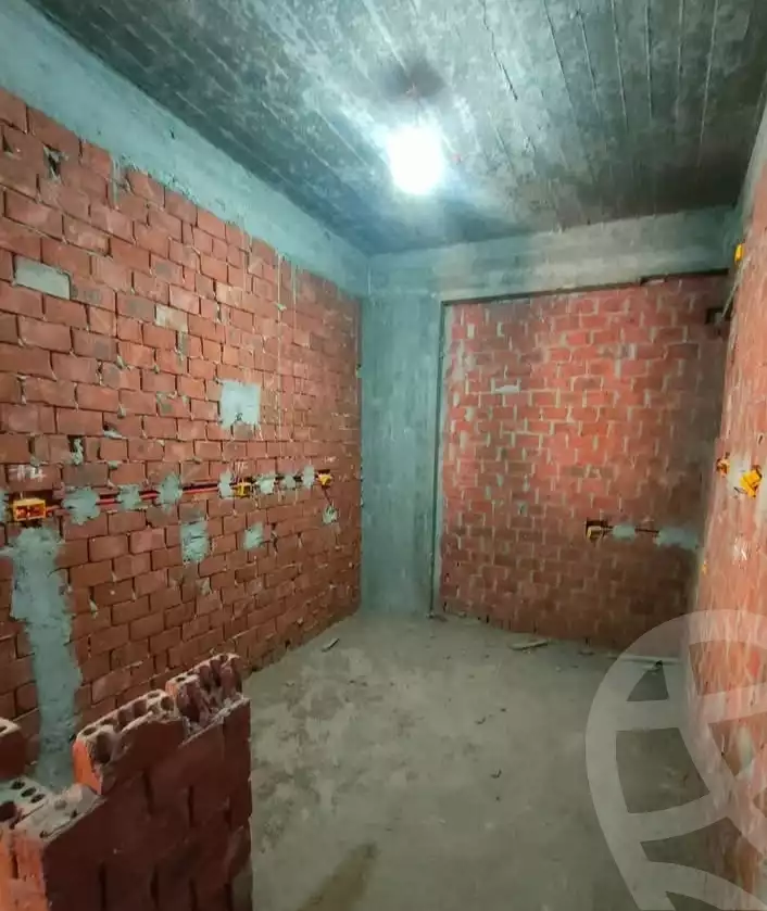 https://aqarmap.com.eg/ar/listing/6383220-for-sale-qalyubia-shubra-el-khaima-om-bayoumi