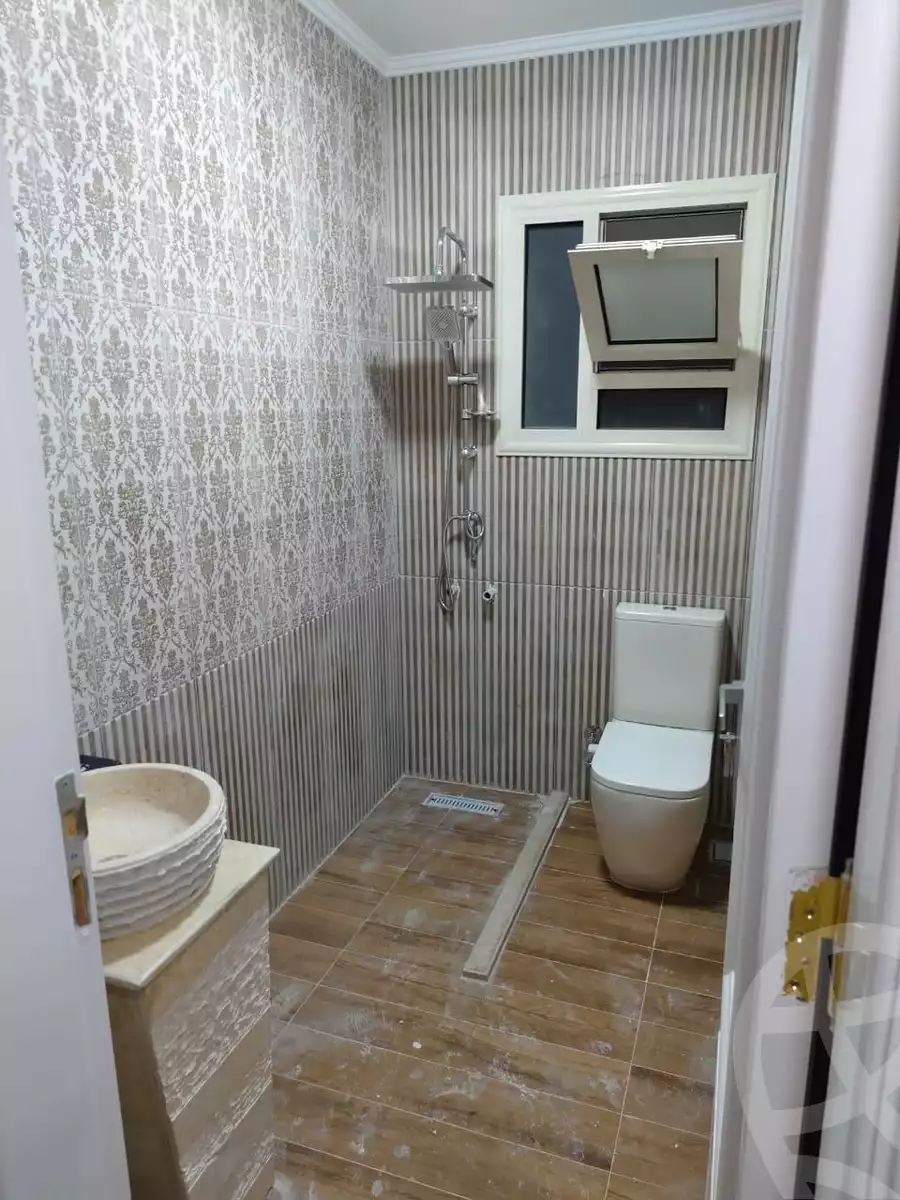 https://aqarmap.com.eg/en/listing/6384250-for-rent-cairo-new-cairo-compounds-rock-vera-compound