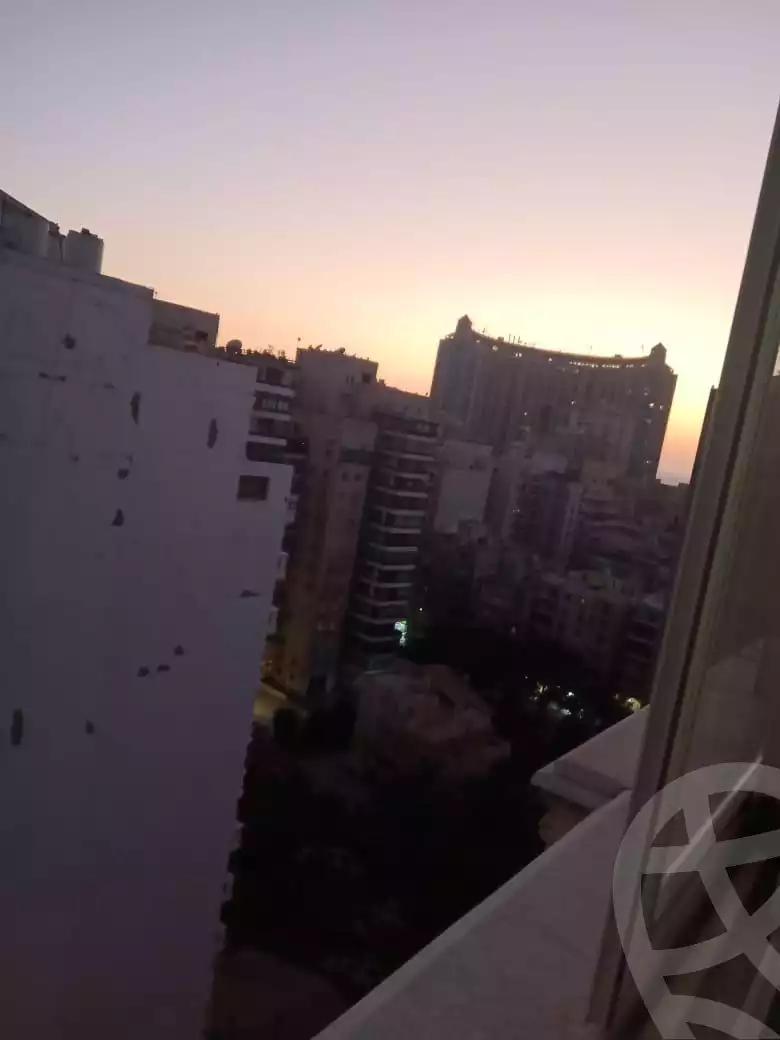 https://aqarmap.com.eg/ar/listing/6385067-for-sale-alexandria-ganaklis-shr-bw-qyr-tryq-lhry