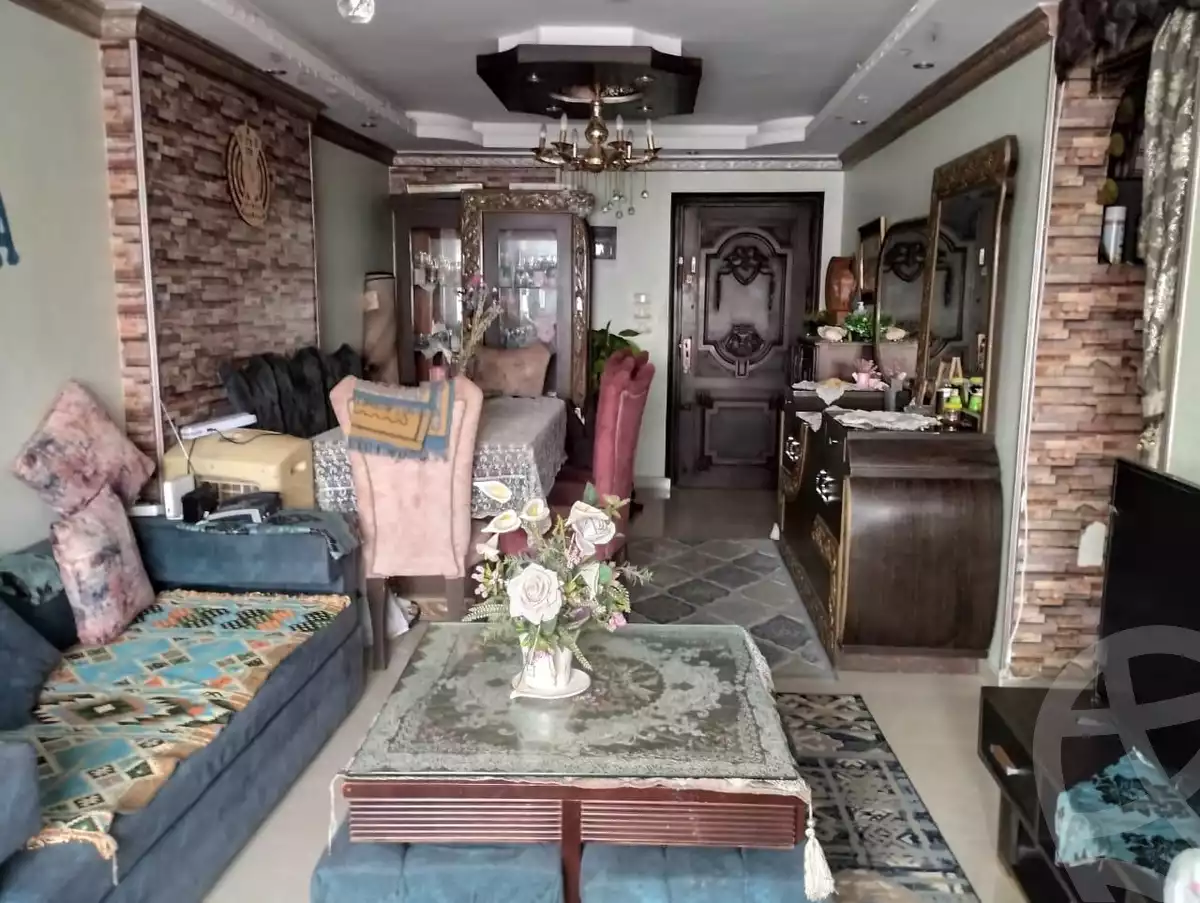https://aqarmap.com.eg/ar/listing/6385067-for-sale-alexandria-ganaklis-shr-bw-qyr-tryq-lhry