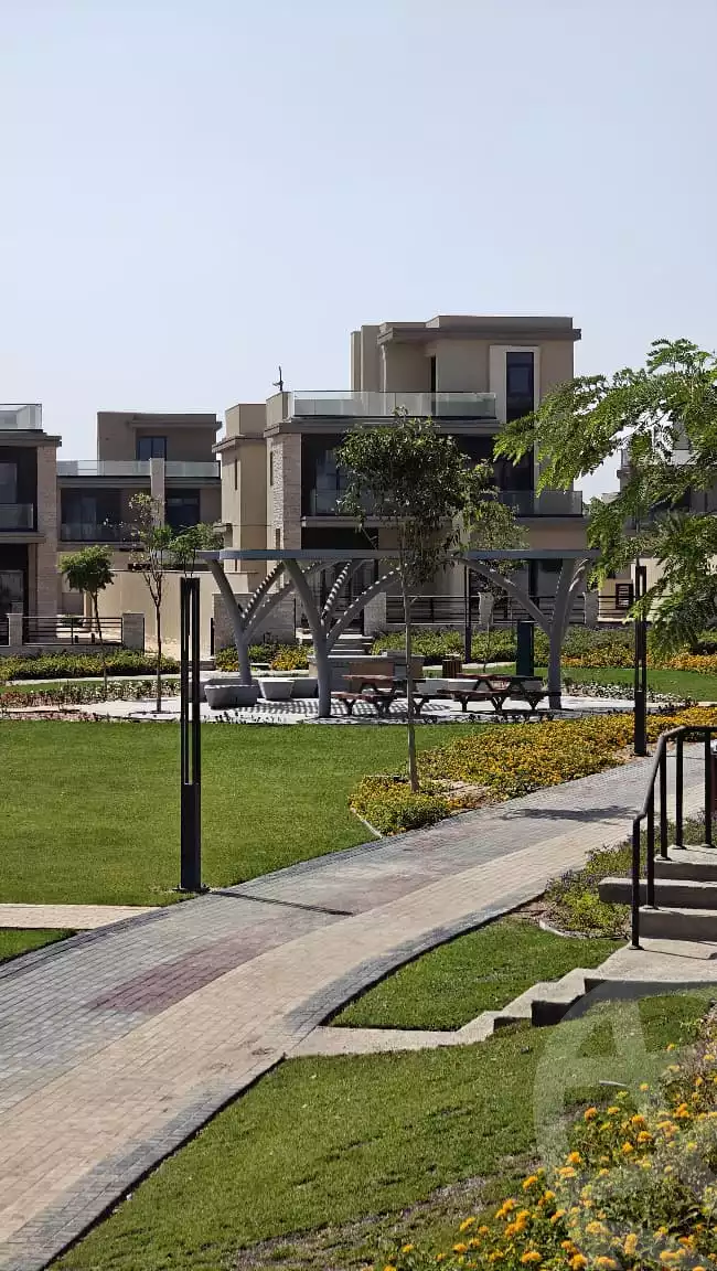 https://aqarmap.com.eg/ar/listing/6130088-for-sale-cairo-el-sheikh-zayed-city-lshykh-zyd-ljdyd-the-estates