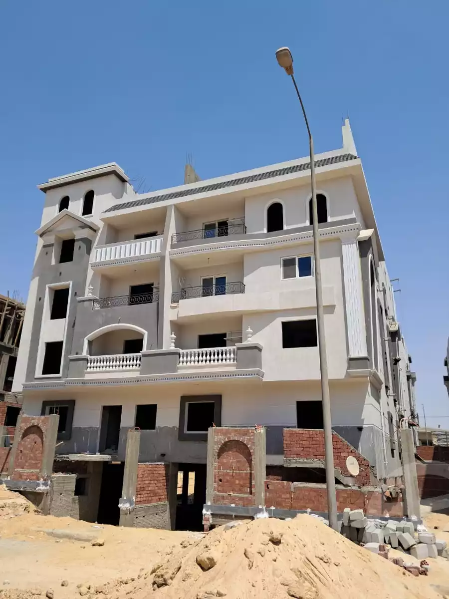 https://aqarmap.com.eg/ar/listing/6385622-for-sale-cairo-6th-of-october-el-wahatt-road