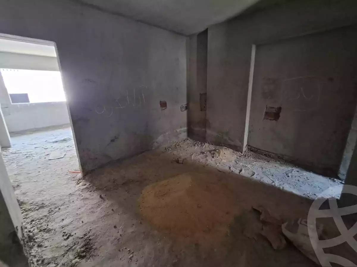 https://aqarmap.com.eg/ar/listing/6385622-for-sale-cairo-6th-of-october-el-wahatt-road