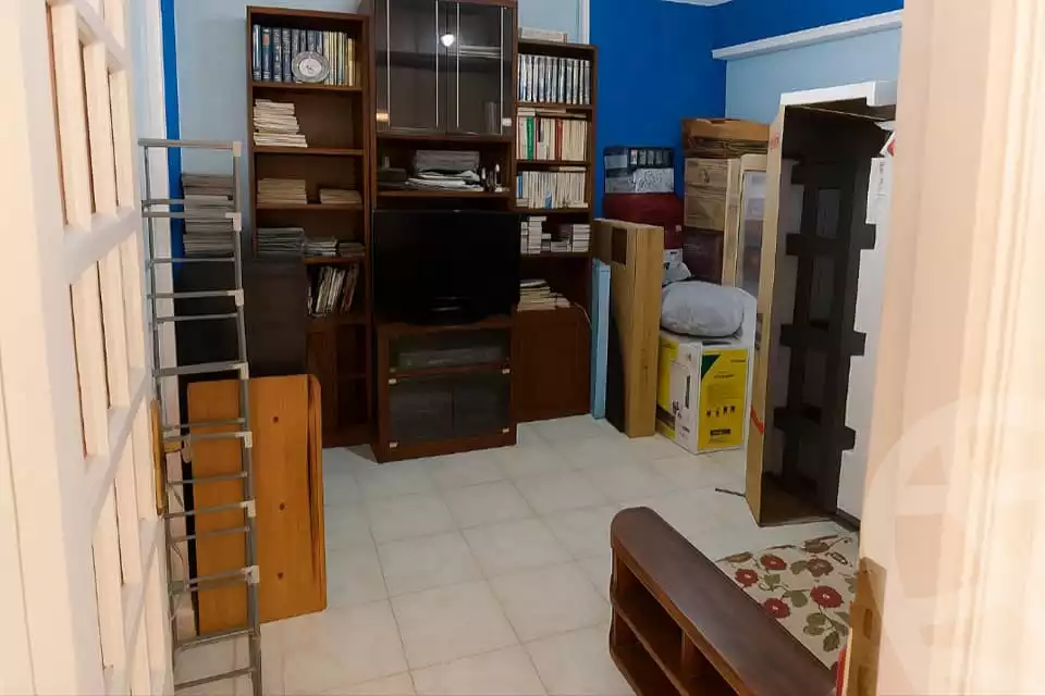 https://aqarmap.com.eg/en/listing/6390471-for-sale-alexandria-moharram-bey-el-rasafa-st