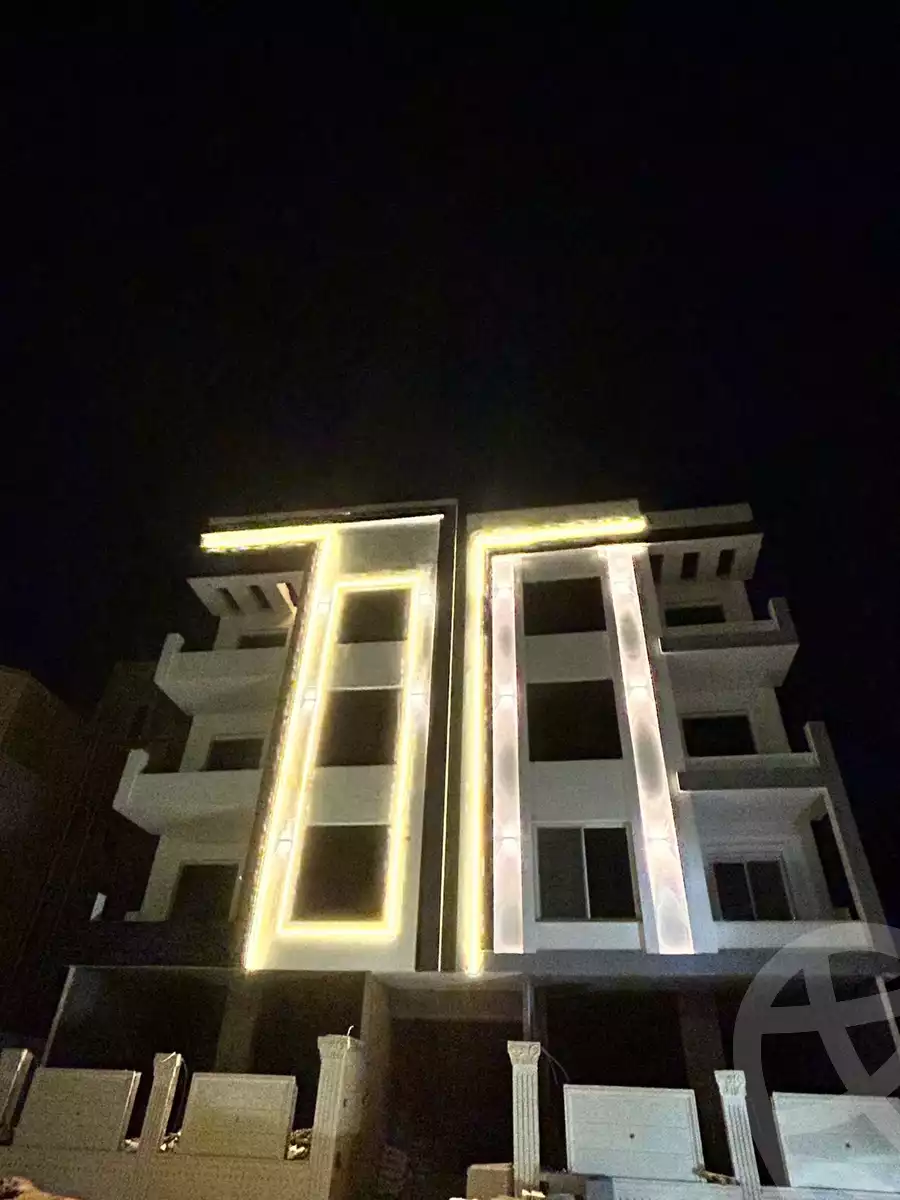 https://aqarmap.com.eg/en/listing/6390799-for-sale-cairo-el-shorouk-lhy-lthlth-shrq-neighbourhood-1