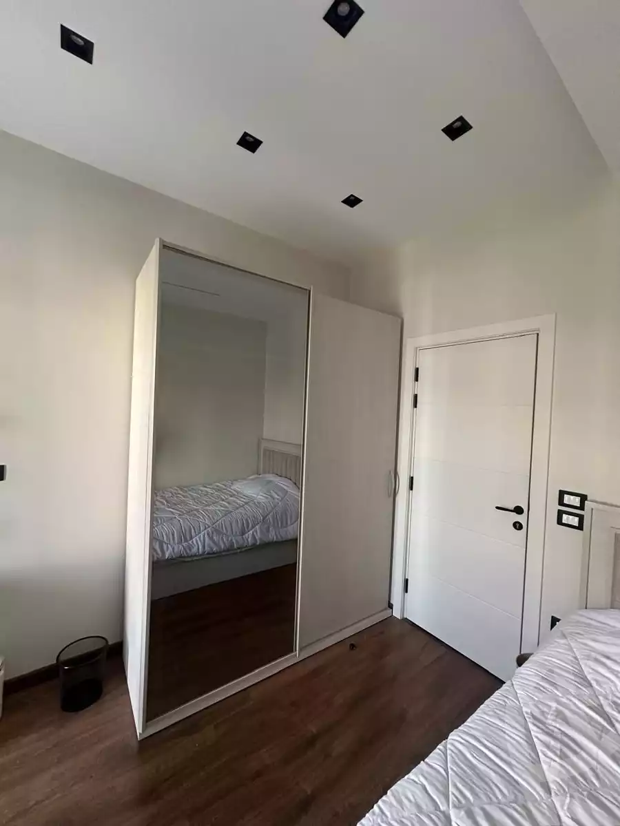 https://aqarmap.com.eg/ar/listing/6391128-for-rent-cairo-new-cairo-compounds-lakeview-residence
