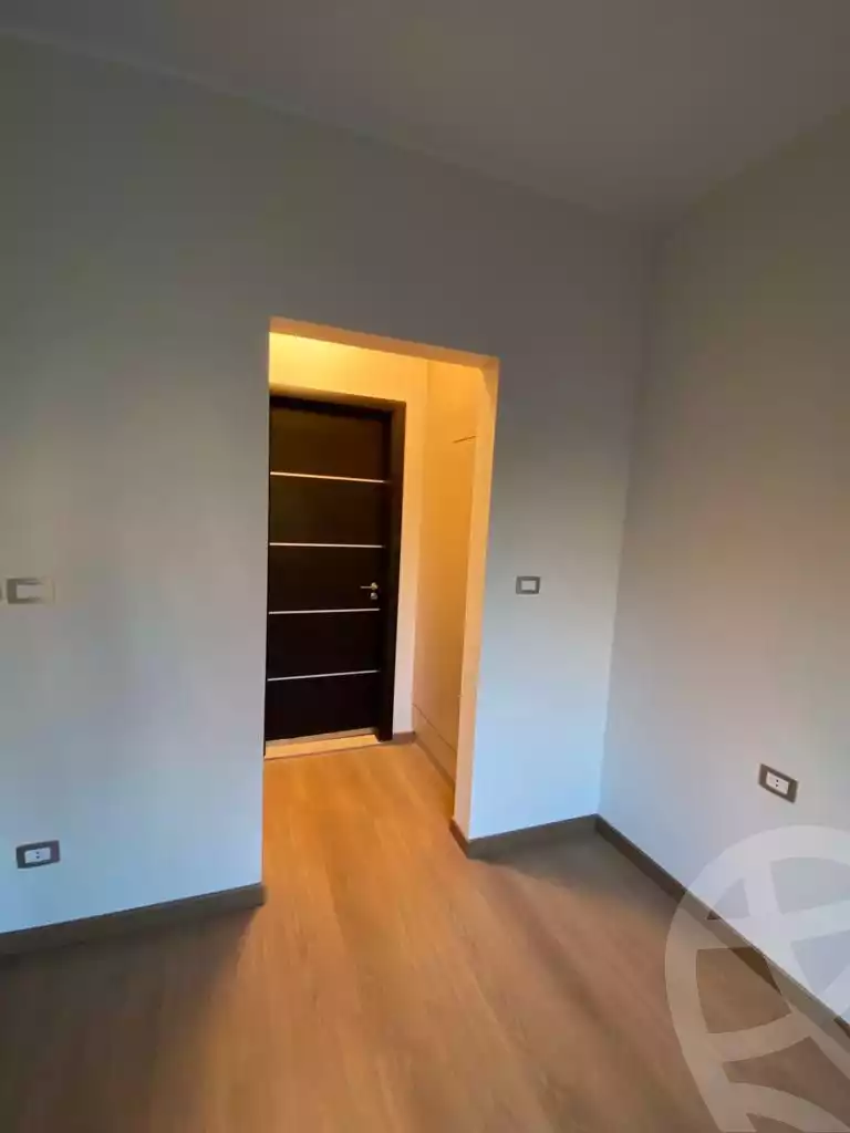 https://aqarmap.com.eg/en/listing/6394773-for-rent-cairo-el-sheikh-zayed-city-compounds-kmbwnd-wyst-twn-swdyk