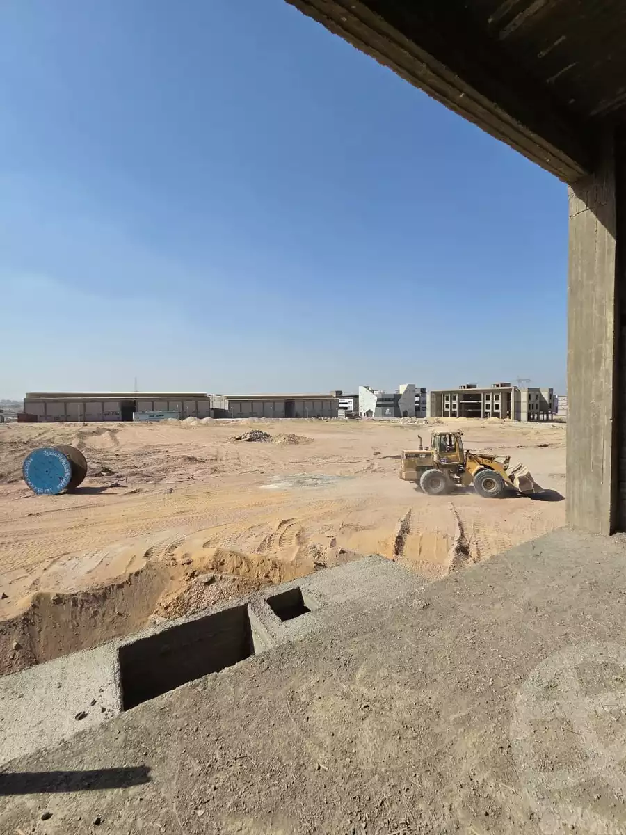 https://aqarmap.com.eg/en/listing/6395045-for-rent-cairo-el-sheikh-zayed-city-alex-cairo-desert-road-kmbwnd-fy-tryq-skndry-lshrwy