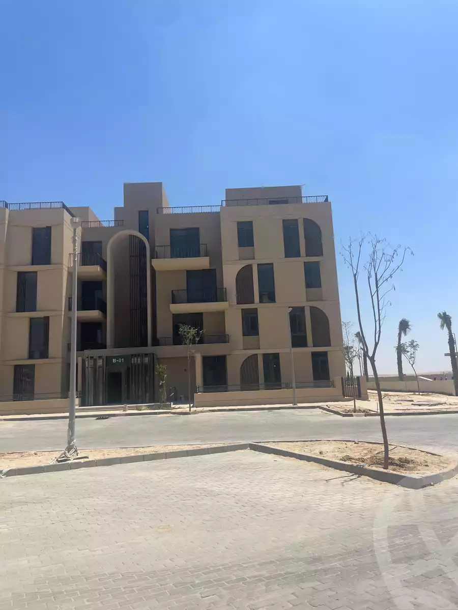 https://aqarmap.com.eg/en/listing/6397379-for-sale-cairo-el-sheikh-zayed-city-lshykh-zyd-ljdyd-vye