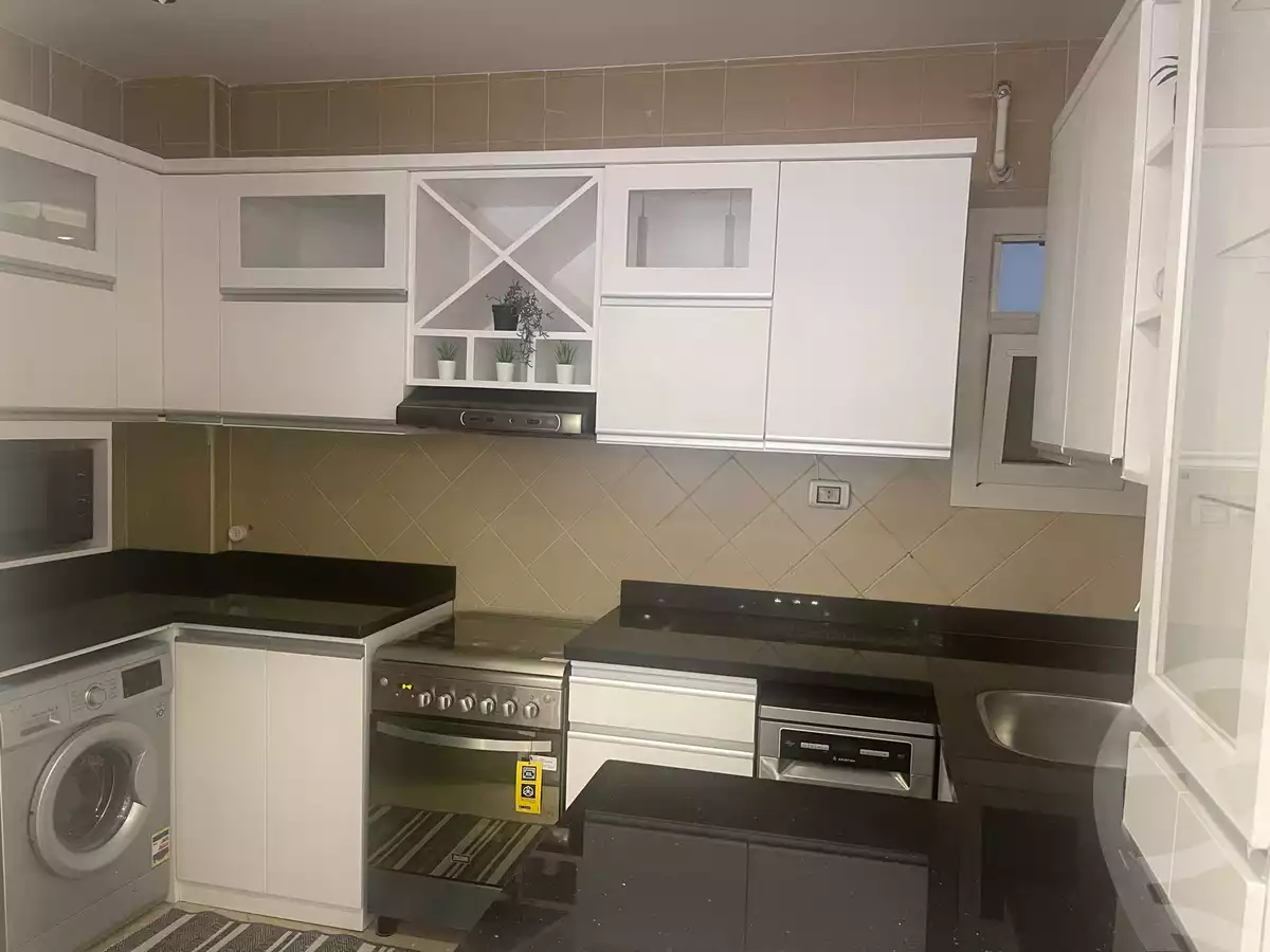 https://aqarmap.com.eg/en/listing/6397529-for-rent-cairo-el-sheikh-zayed-city-compounds-dh-drys