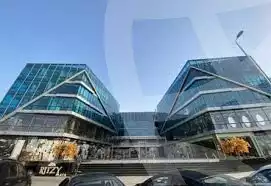 https://aqarmap.com.eg/ar/listing/6397860-for-sale-cairo-el-sheikh-zayed-city-compounds-rytzy-blz-mwl-tybh-llstthmr-l-qry