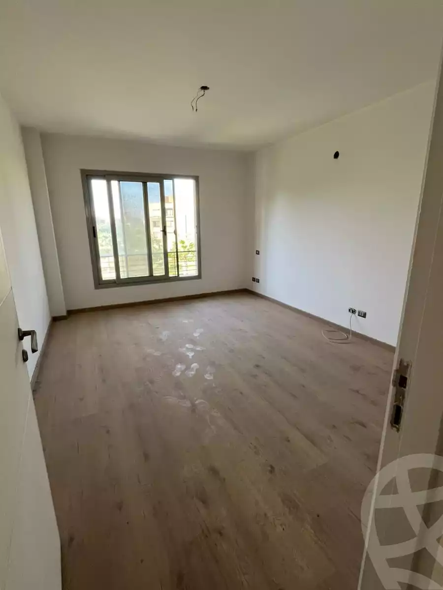 https://aqarmap.com.eg/en/listing/6399470-for-sale-cairo-6th-of-october-compounds-palm-parks