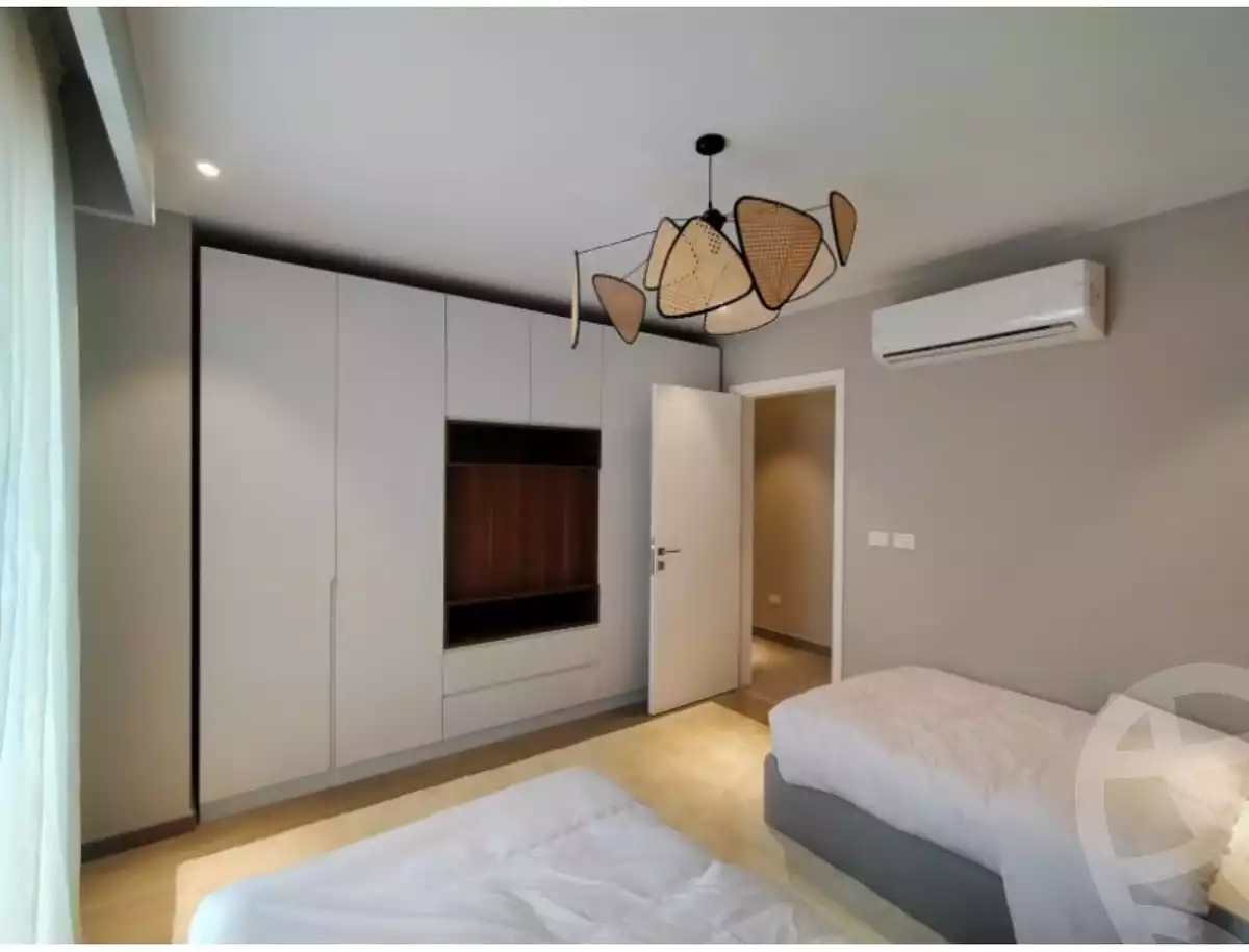 https://aqarmap.com.eg/en/listing/6400308-for-sale-cairo-el-sheikh-zayed-city-compounds-kmbwnd-fyldj-wyst-dr-llttwyr