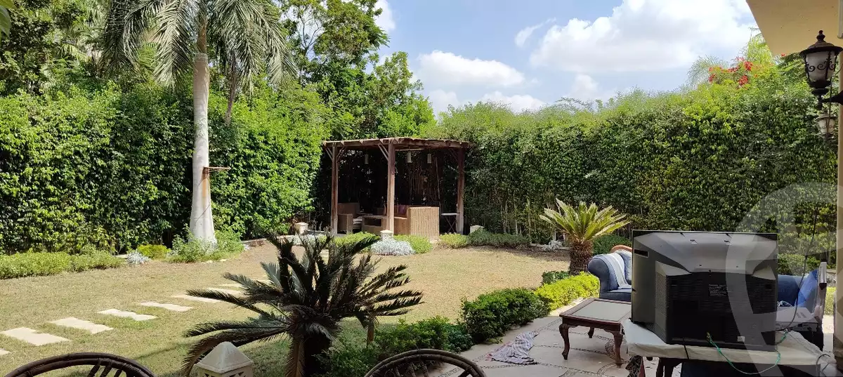https://aqarmap.com.eg/en/listing/6400635-for-sale-cairo-el-sheikh-zayed-city-compounds-greens