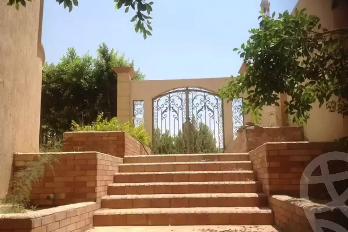 https://aqarmap.com.eg/en/listing/6401749-for-sale-cairo-al-oubour-el-hay-el-khames