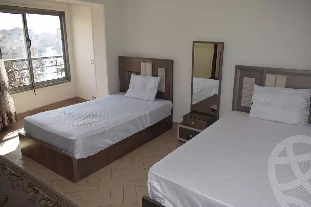 https://aqarmap.com.eg/ar/listing/6402556-for-rent-cairo-garden-city-shr-lqsr-l-yny