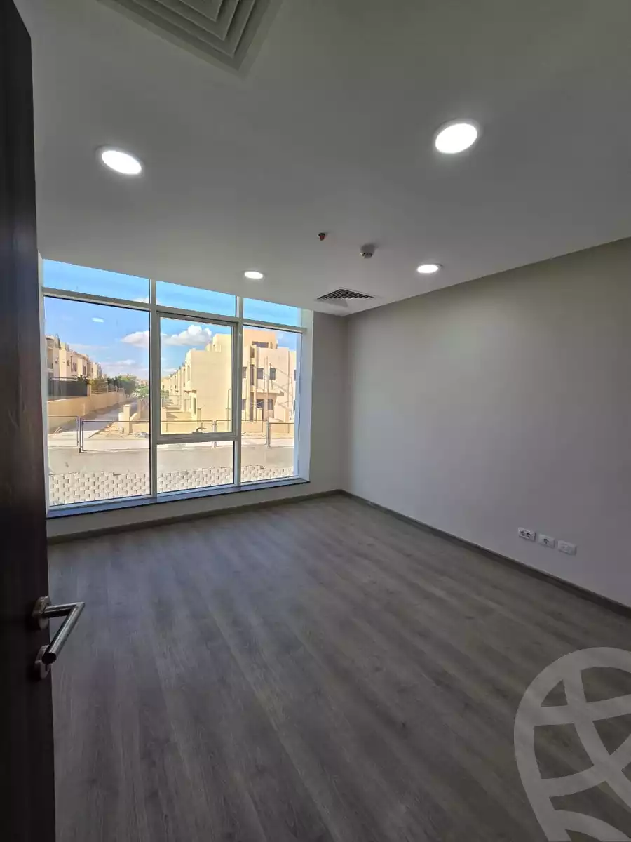 https://aqarmap.com.eg/ar/listing/6402974-for-rent-cairo-el-sheikh-zayed-city-compounds-tryfywm-zyd-nm-llttwyr