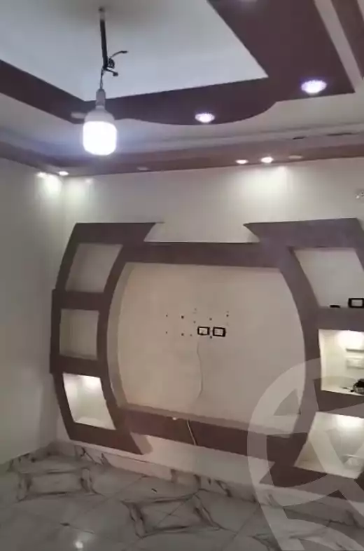 https://aqarmap.com.eg/ar/listing/6403699-for-rent-cairo-ain-shams-ahmed-esmat-st