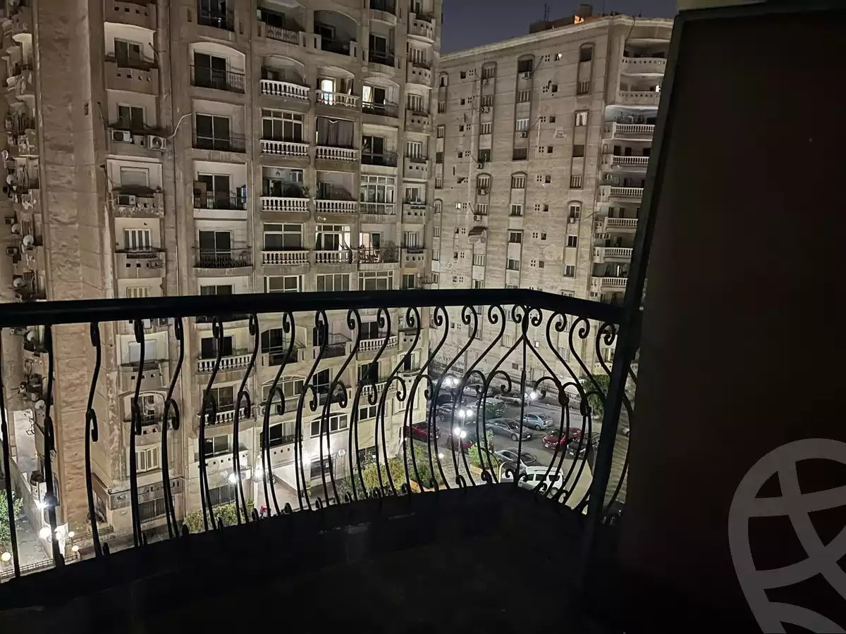 https://aqarmap.com.eg/en/listing/6410024-for-sale-cairo-nasr-city-hay-el-sefarat-sifarat-st