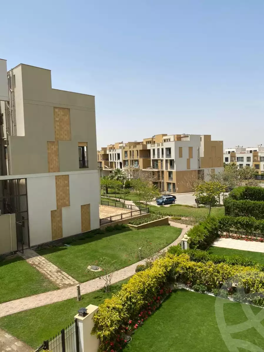 https://aqarmap.com.eg/en/listing/6414369-for-sale-cairo-el-sheikh-zayed-city-compounds-the-courtyard