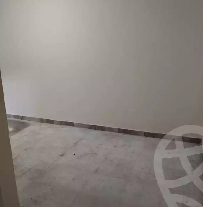 https://aqarmap.com.eg/en/listing/6416285-for-rent-alexandria-el-chatby-zakareya-ghoneim-st