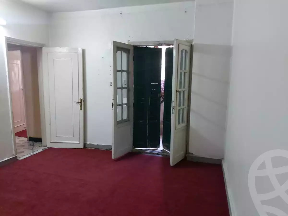 https://aqarmap.com.eg/en/listing/6418042-for-sale-cairo-6th-of-october-el-ahyaa-neighborhood-7th-al-sayeda-khadiga-st